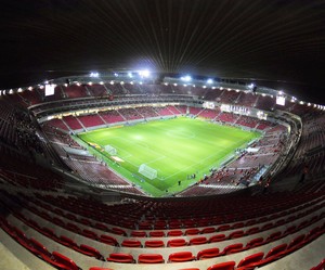 Imbatível em casa, Sport recebe o Cruzeiro, que luta pela reabilitação