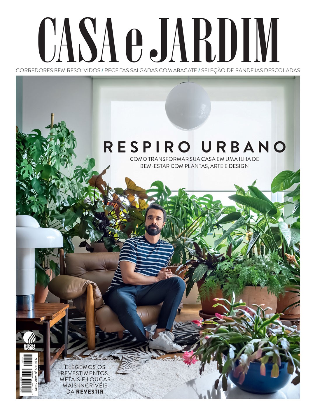 O publicitário José Porto em seu apartamento em São Paulo (Foto: Christian Maldonado/ Editora Globo. Produção Bruna Pereira)