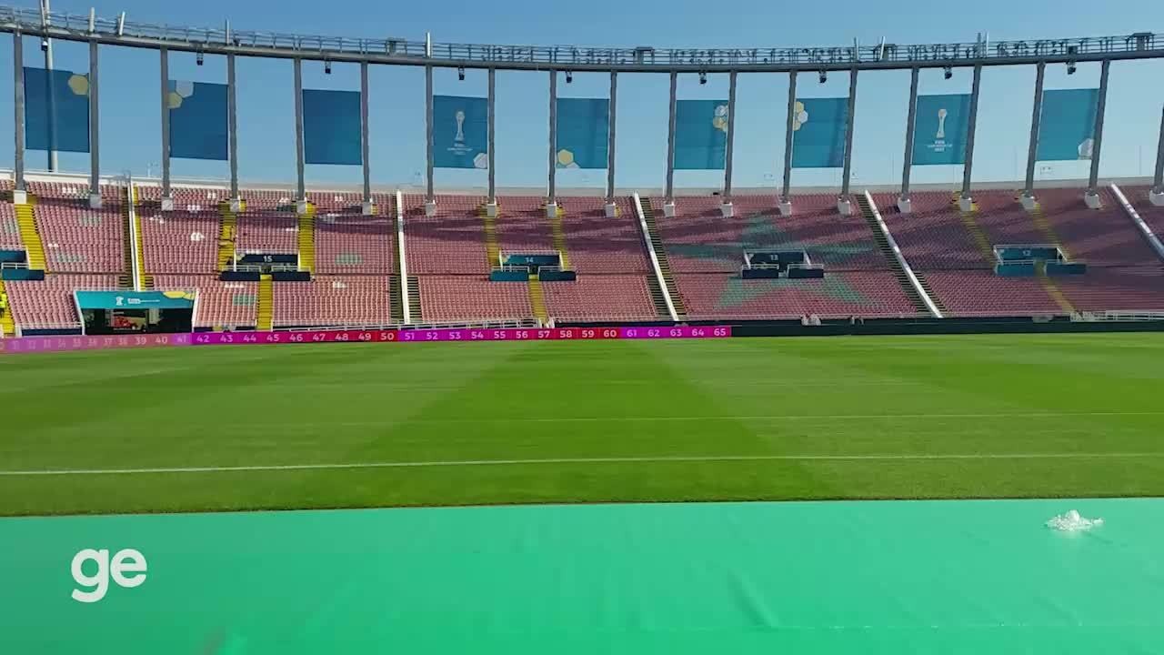 Eric Faria e Fred Gomes mostram palco da final do Mundial de Clubes