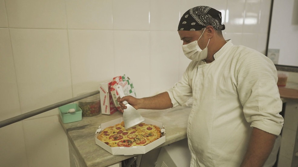 H&aacute; oportunidade para pizzaiolo &mdash; Foto: Globo Rep&oacute;rter