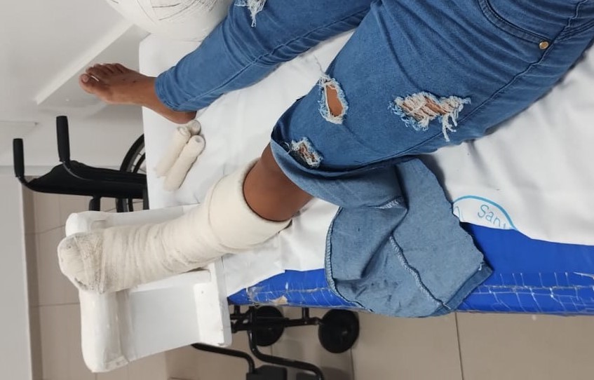 'Eu fui pra ajudar', diz menina que se machucou ao socorrer aluna agredida a marteladas em escola de Leme