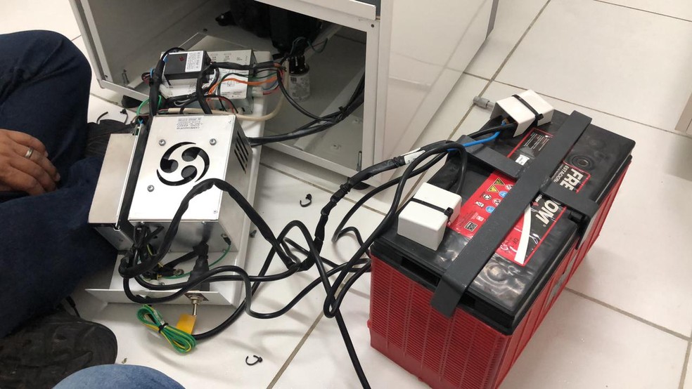 Segundo prefeitura de Jardim de Angicos, refrigerador quebrou ap&oacute;s queda de energia. &mdash; Foto: Divulga&ccedil;&atilde;o