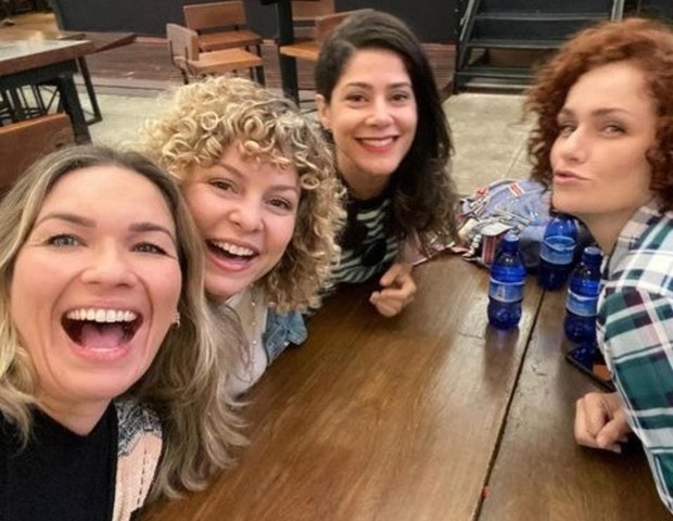 Andrezza Cruz, Bárbara Borges, Van Melo e  Gisele Delaia (Foto: Instagram)