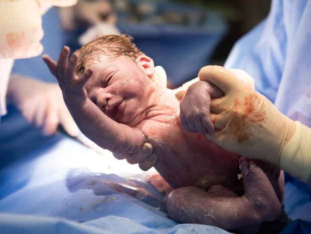 Debby Lagranha dá à luz Arthur, seu segundo filho  (Foto: Arquivo pessoal)