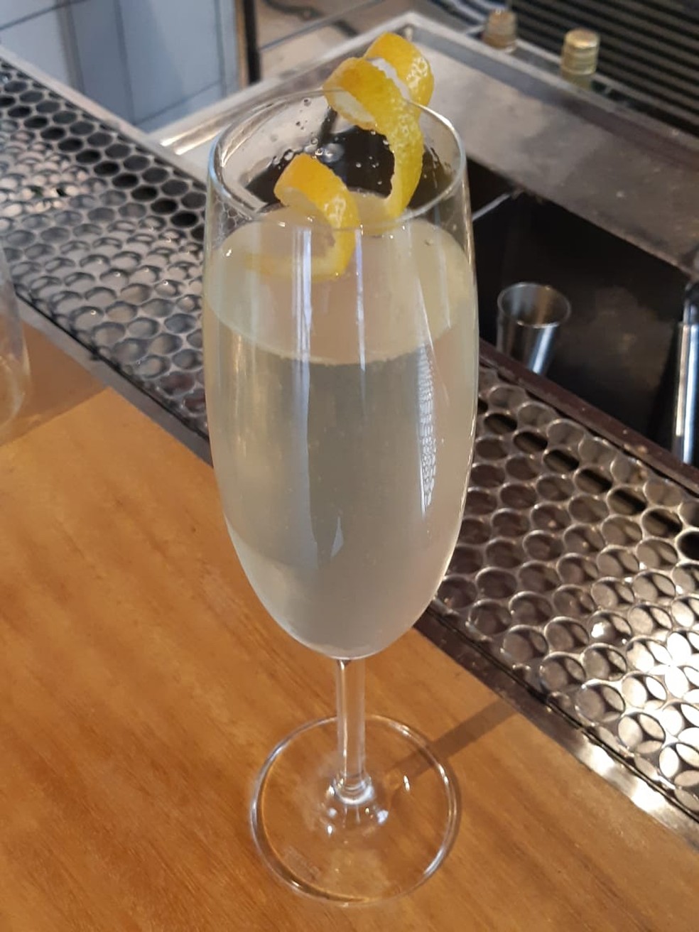 Bartender ensina a fazer três drinks para atrair boas energias em 2020 ...