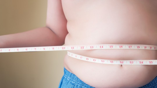Entidade americana indica remédio e bariátrica para criança com obesidade