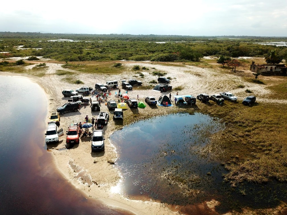 Imagens Aereas Mostram Pessoas Em Churrasco Ilegal Na Maior Area De Restinga Continua Do Brasil Regiao Dos Lagos G1