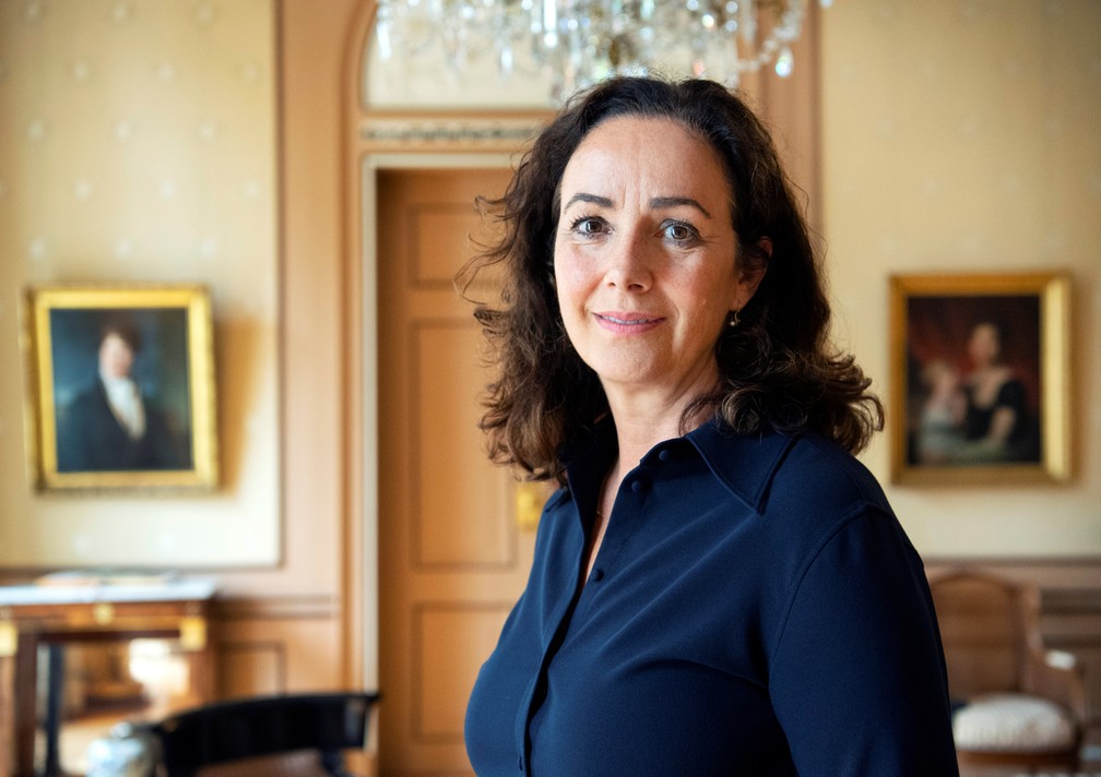 Primeira Mulher Eleita Para Prefeitura De Amsterda Planeja Reforma