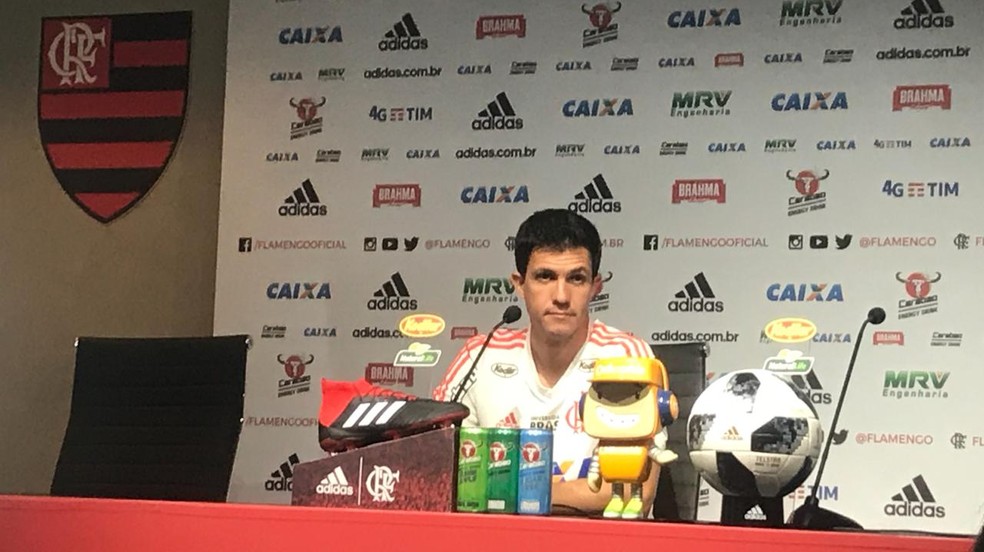 Barbieri afirma que jogo desta quarta &eacute; o mais importante do ano &mdash; Foto: Amanda Kestelman
