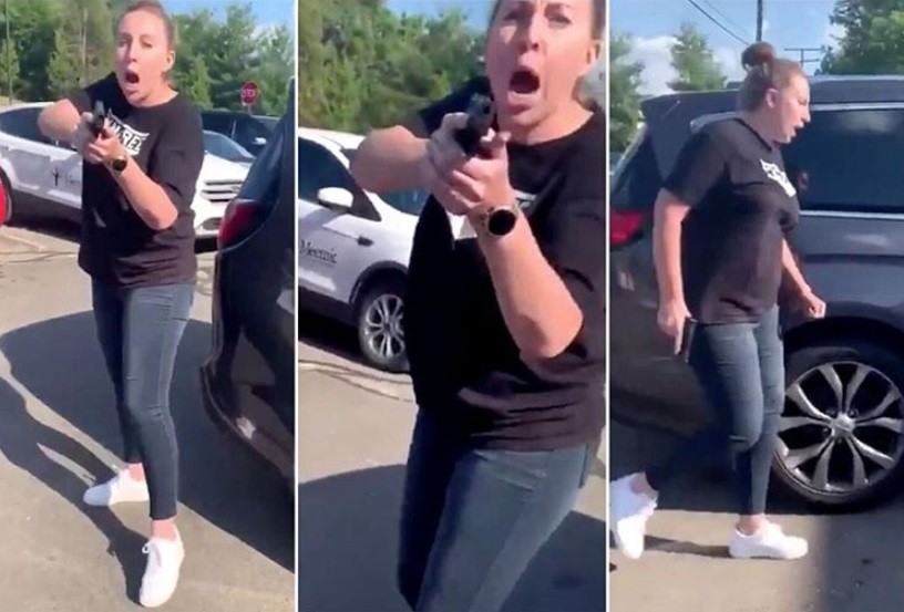 Mulher é presa por ameaçar mãe e filha negras no estacionamento com arma (Foto: Reprodução )