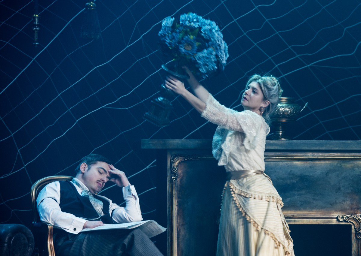 Última peça dirigida por Jô Soares, 'Gaslight' chega a Campinas em três