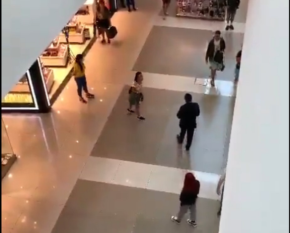 Segurança é vítima de racismo no shopping Metropolitano, na Barra