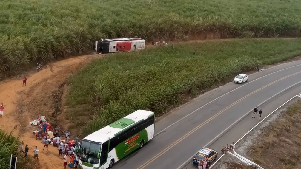 Acidente deixou muitas pessoas feridas — Foto: Grupamento Aéreo