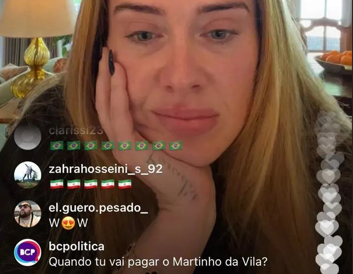 Um dos comentários na live de Adele com um fã brasileiro fazendo referência ao suposto plágio da canção Mulheres, de Martinho da Vila (Foto: Instagram)