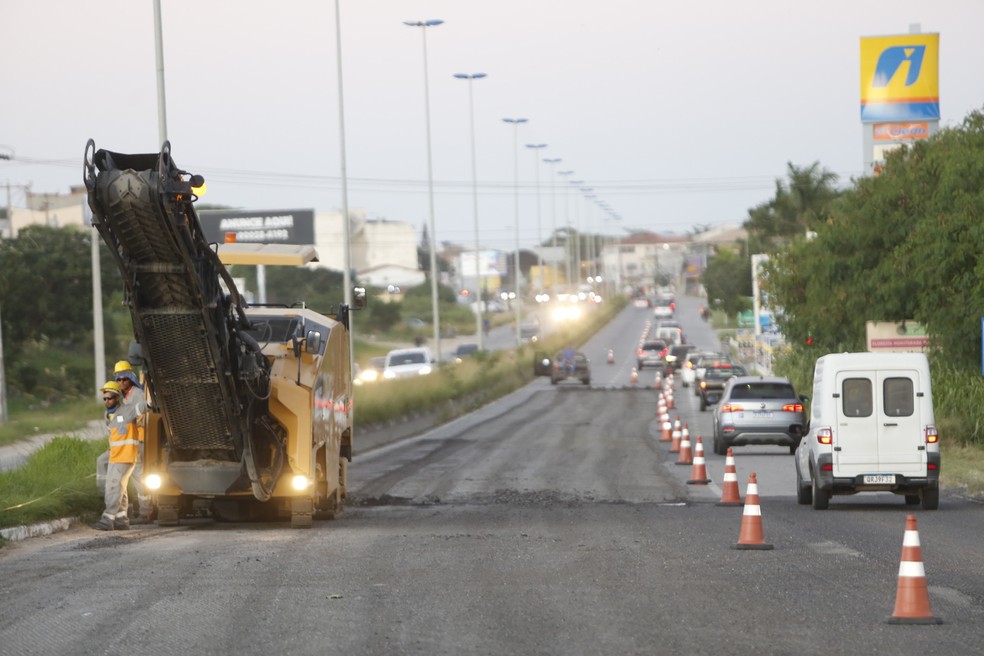 Governador deu ordem para o começo das obras na RJ-106 (São Pedro da Aldeia e Arraial do Cabo) — Foto: Governo do Estado/Divulgação