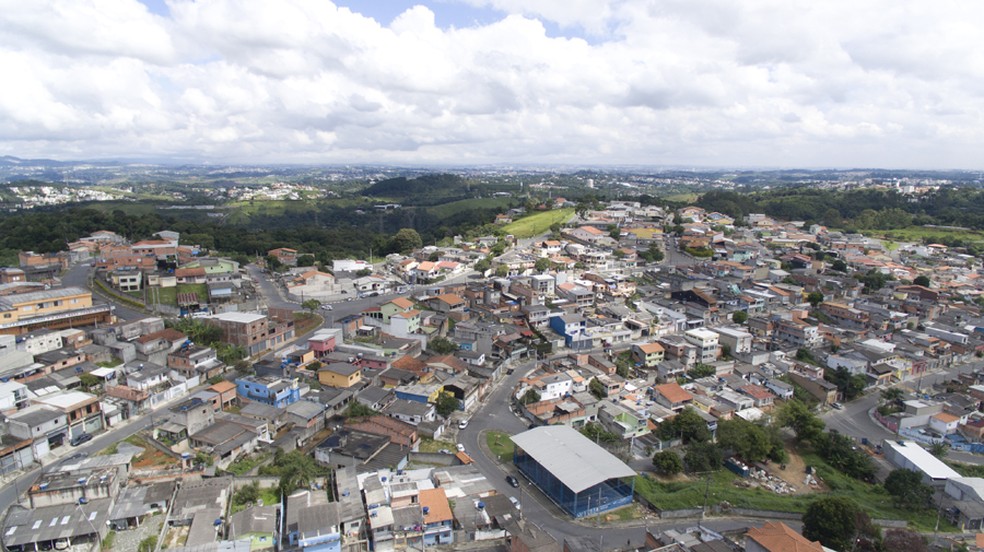 Bairro Mirante ultrapassa 100 casos confirmados do novo coronav&iacute;rus em Aruj&aacute; &mdash; Foto: F&aacute;bio Fernandes/Divulga&ccedil;&atilde;o/Prefeitura de Aruj&aacute;