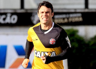 Agente diz que cláusula veta treino separado e espera Kleber reintegrado