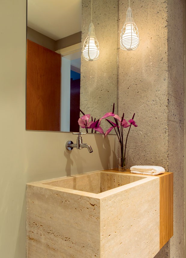 apartamento-dt-estudio-lavabo-concreto-cuba (Foto: Edu Castello/Editora Globo)