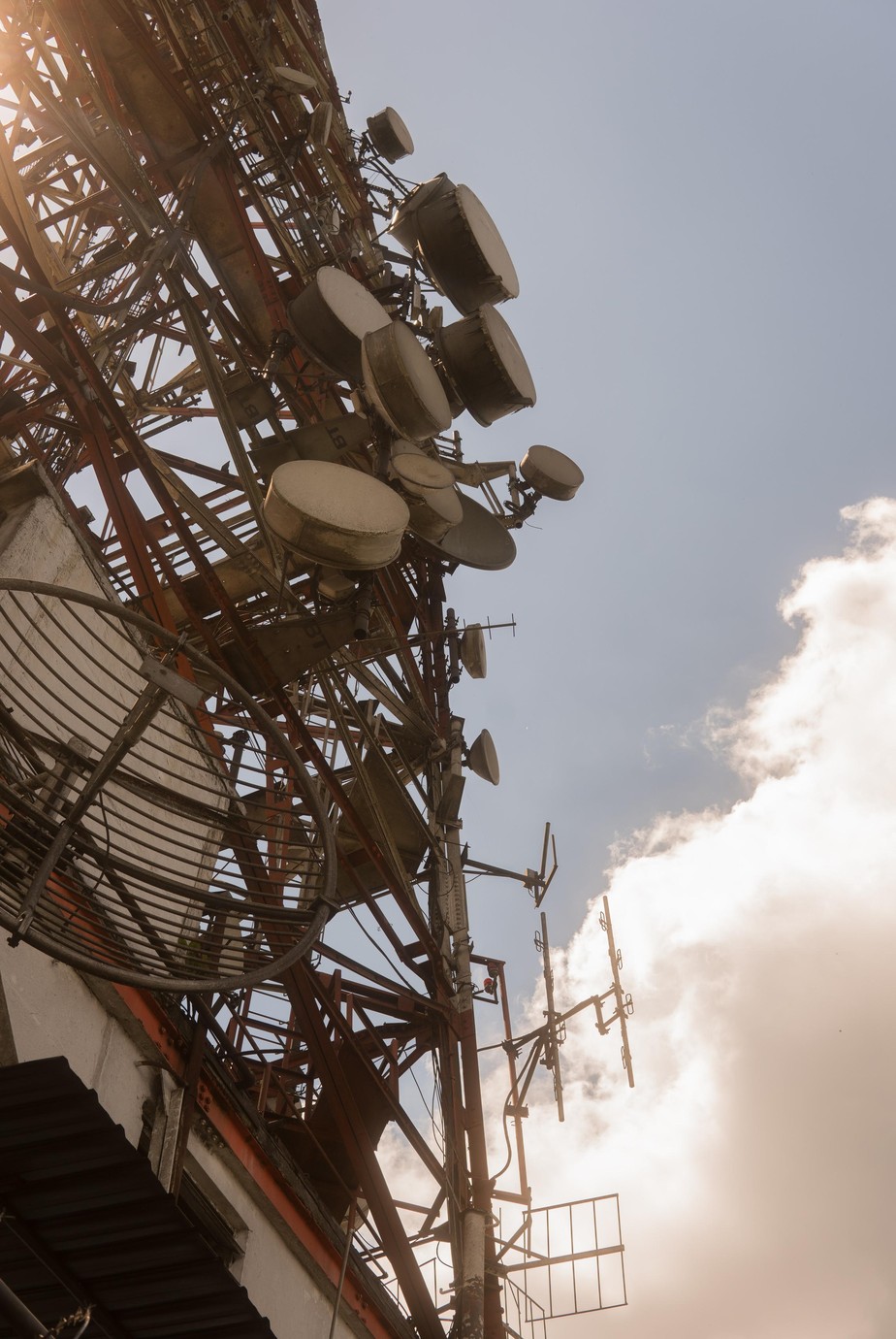 torres de telecomunicações; telefonia; 5G