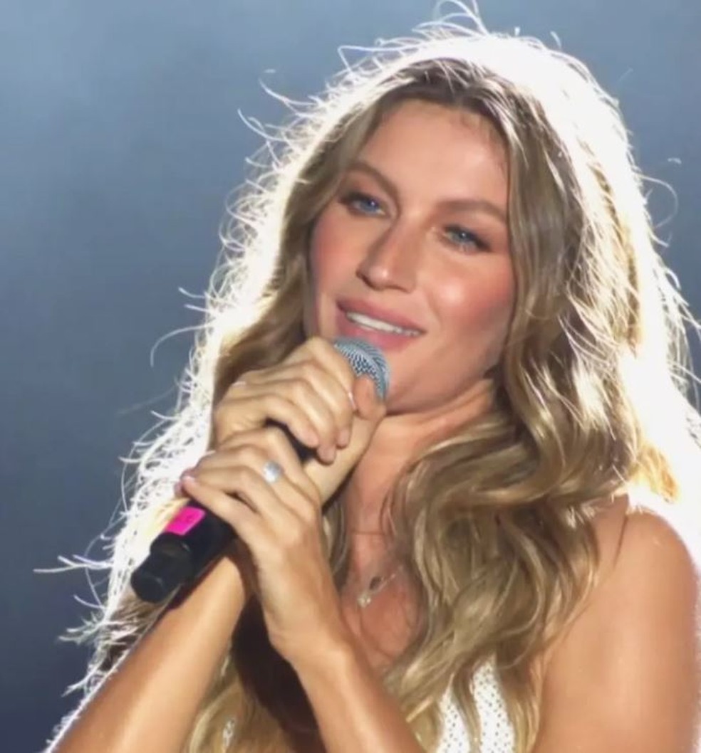 Gisele Bündchen se emociona e vai às lágrimas ao lançar projeto social no Rock in Rio (Foto: Reprodução Multishow)