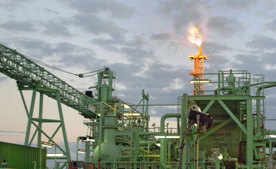 ANP publica nova resolução sobre produção de derivados de petróleo e gás natural