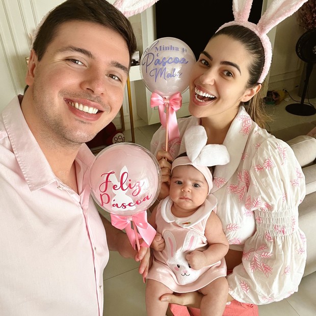 Vivian Amorim abre álbum de fotos do primeiro feriado de Páscoa com a família (Foto: Instagram/Reprodução)