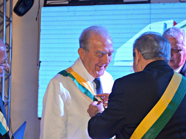 Phelippe Daou recebeu a Comenda da Ordem do Mérito Comercial. (Foto: Thiago Cabral / G1)