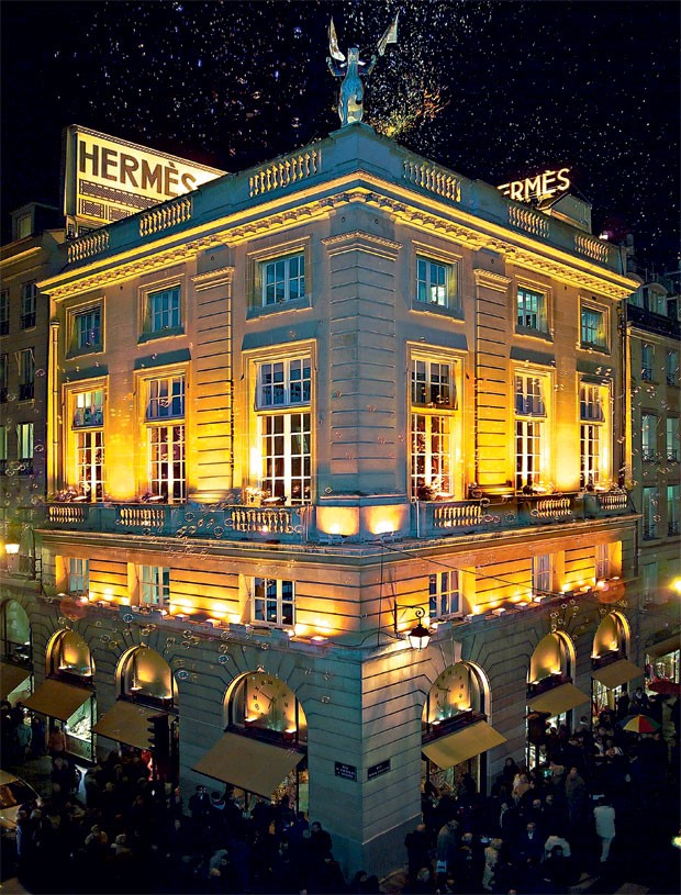A sede oficial da Hermès, inaugurada em 1880, localizada na Rue du Faubourg Saint Honoré, em Paris (Foto: Divulgação)