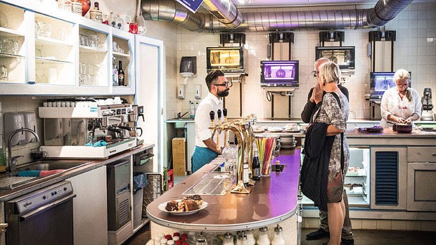 Vollpension, o café em Viena une gastronomia e responsabilidade social (Foto: Reprodução)