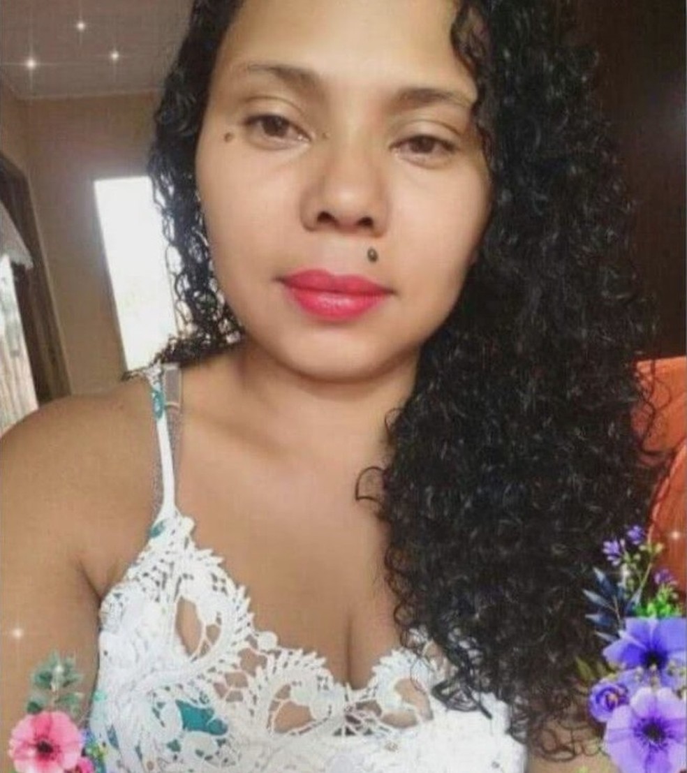 Sônia Maria Luz, feirante de 35 anos, foi assassinada pelo companheiro dentro de casa em Sol Nascente, no DF — Foto: Arquivo pessoal 