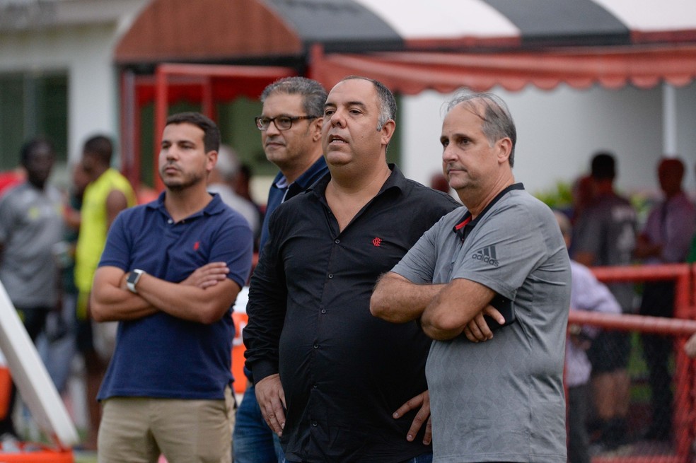 Marcos Braz e Carlos Noval — Foto: Alexandre Vidal / Flamengo