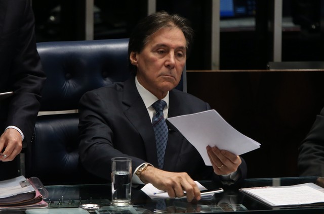 Eun&iacute;cio quer acelerar projeto que regulamenta "idosic&iacute;dio"