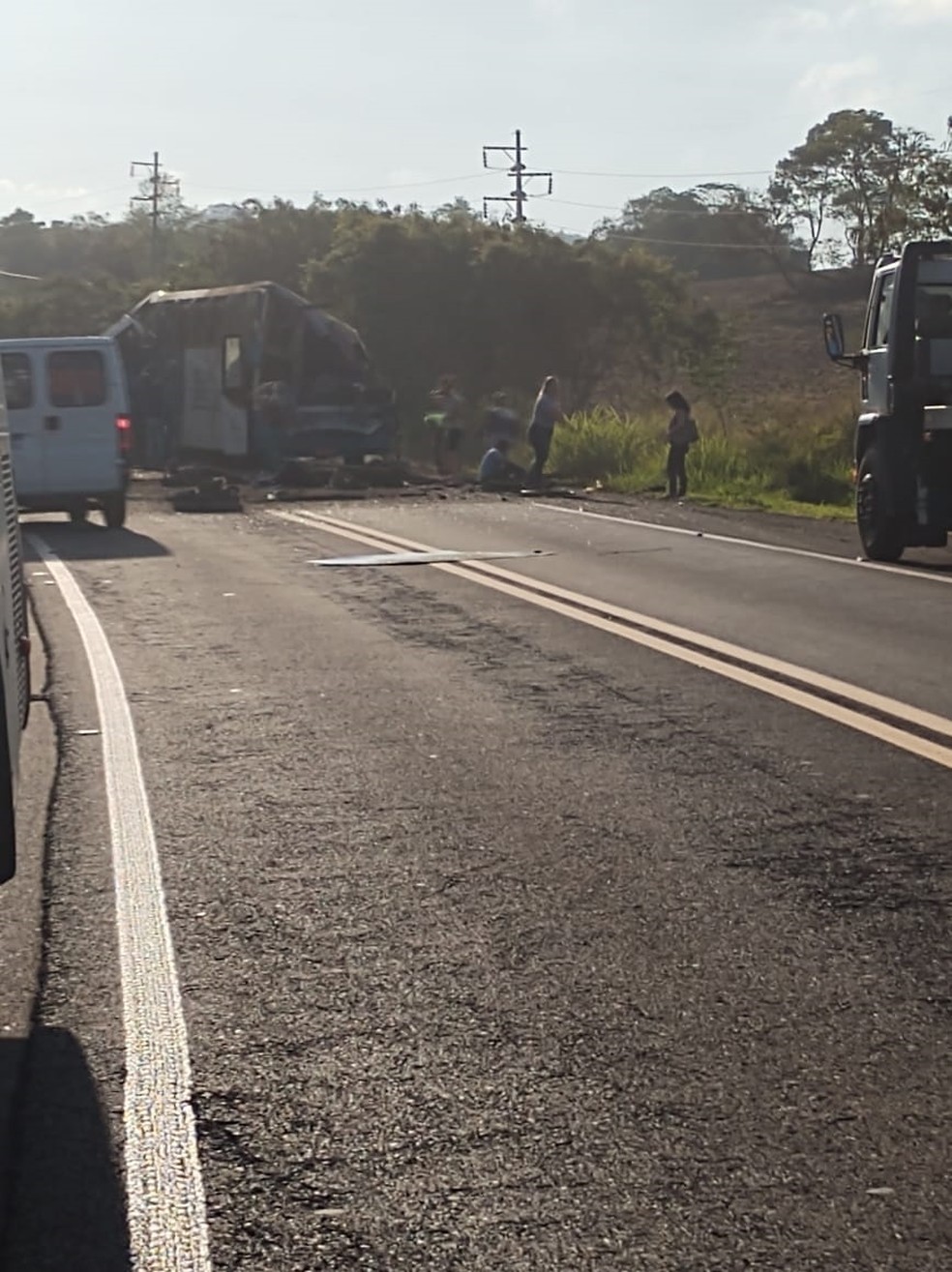 Acidente provoca mortes em rodovia entre Taguaí e Taquarituba (SP) — Foto: Arquivo pessoal