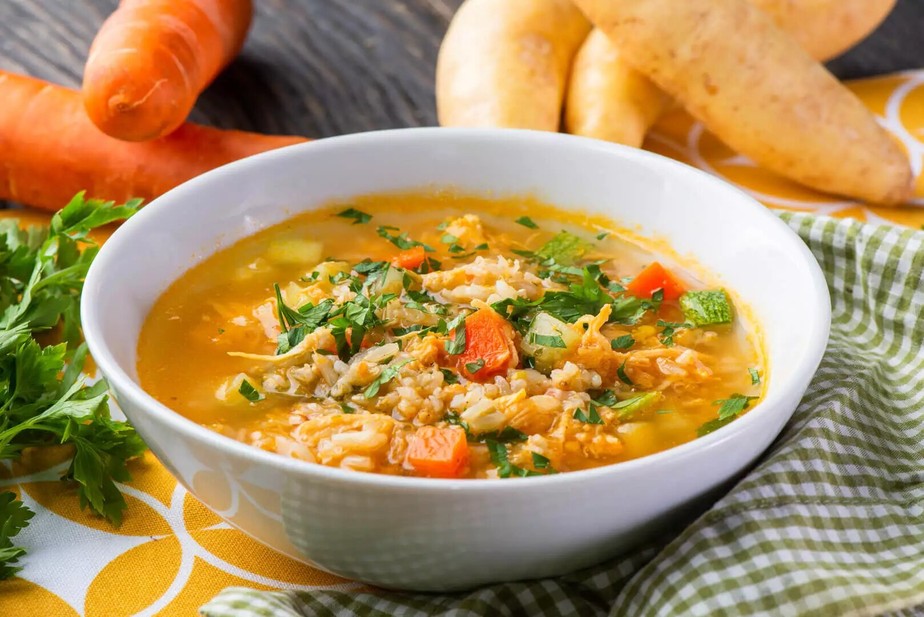 Aprenda A Preparar Uma Canja De Galinha Com Arroz E Legumes Deliciosa Rapida E Facil Rede Bahia Gshow