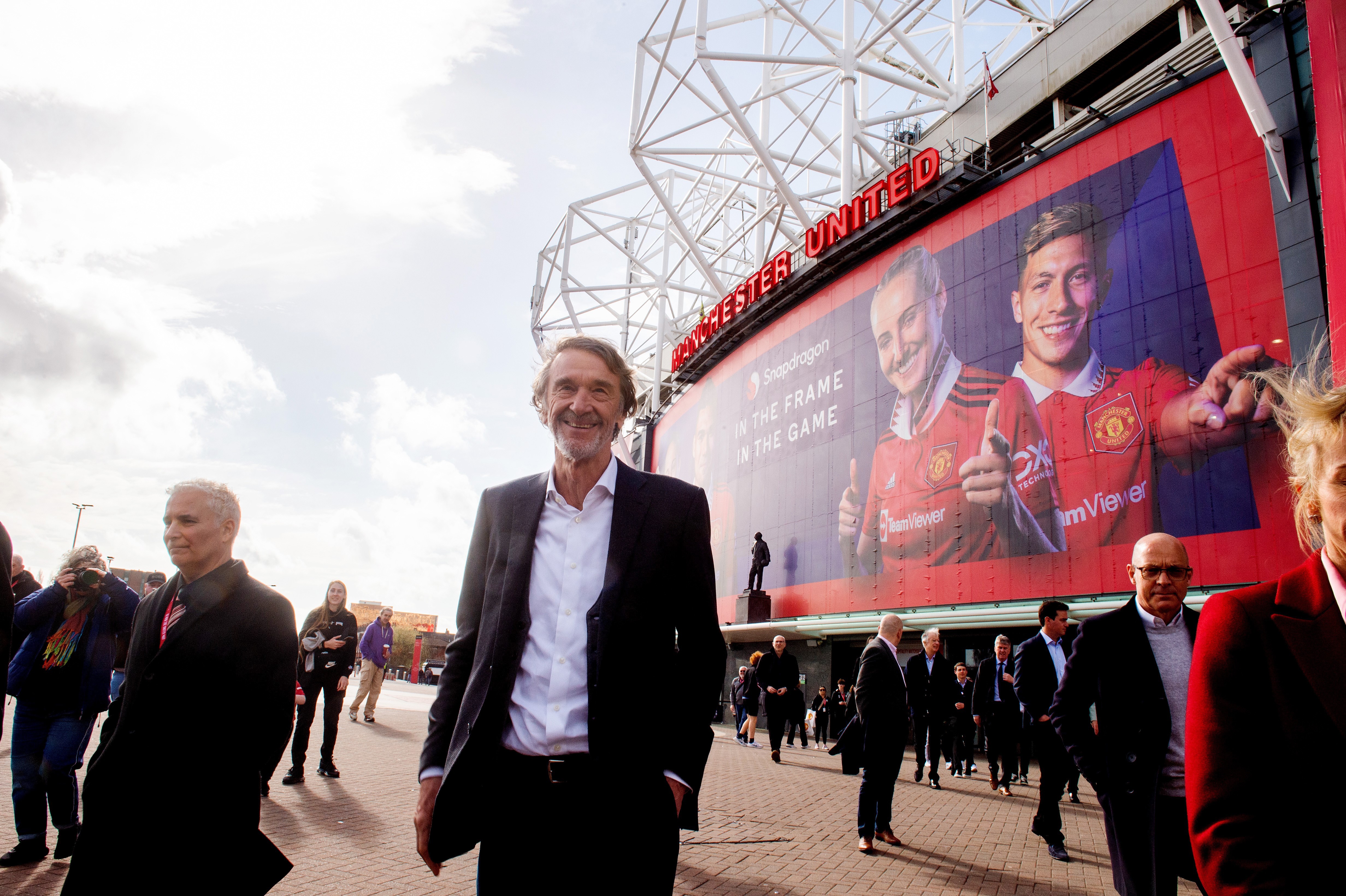 Manchester United arranca empate e garante título inglês