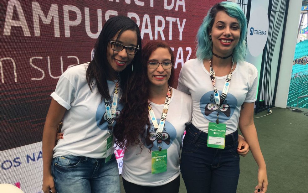 Géssica Marques, Isabela Sardeiro e Luidia Falcão são organizadoras do evento Arena Games e palestraram na Campus Party Bahia (Foto: Itana Alencar/G1 BA)