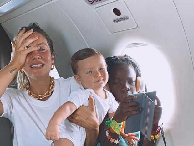 Giovanna Ewbank e Bruno Gagliasso viajam com os filhos (Foto: Reprodução/Instagram)