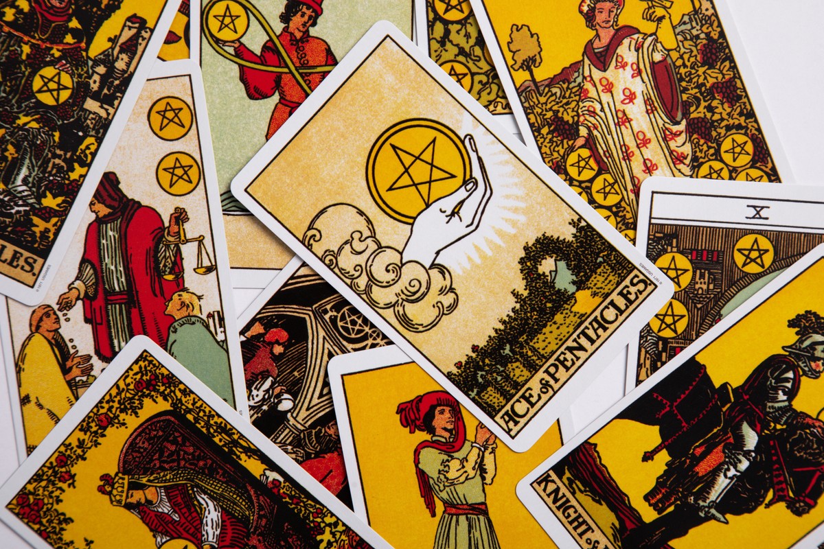 Tarot Predictions: All about love, work and health in August 2022 |  towers etc