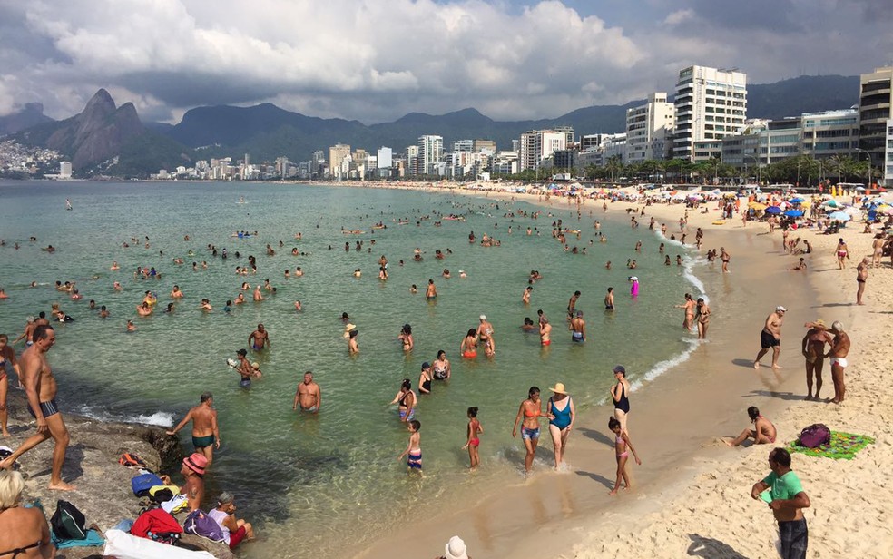 Confusao Provoca Correria Na Praia Do Arpoador Rio De Janeiro G1