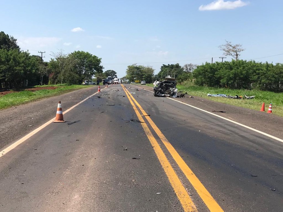 Duas pessoas morreram na Rodovia Júlio Budiski (SP-501), em Álvares Machado (SP) — Foto: Polícia Militar Rodoviária