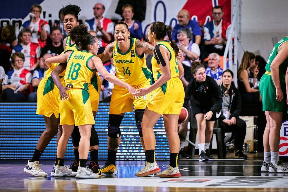 Pré-Olímpico: Brasil x Austrália — Foto: FIBA