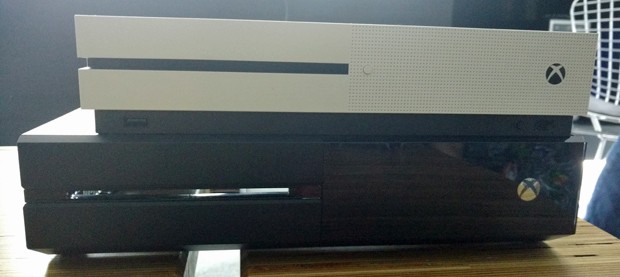 G1 - Edição limitada do Xbox 360 na cor branca chega ao Brasil em