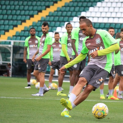 Dudu Figueirense lateral (Foto: Luiz Henrique/Figueirense FC)