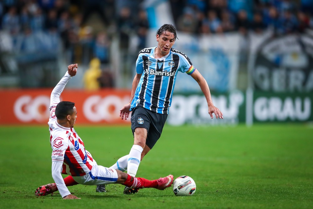 Capitão do Grêmio precisa de mais 4 partidas para ativar cláusula automática no contrato