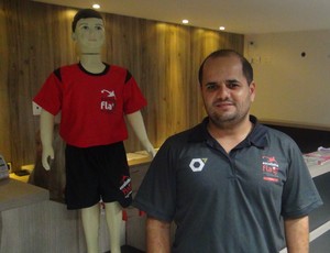 Daivid Bezerra, coordenador da escolinha do Flamengo em Maceió (Foto: Denison Roma / GloboEsporte.com)