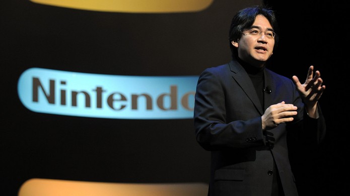 Em 2002 Satoru Iwata se tornou Presidente da Nintendo no lugar de Hiroshi Yamauchi (Foto: Reprodução/My Nintendo News)