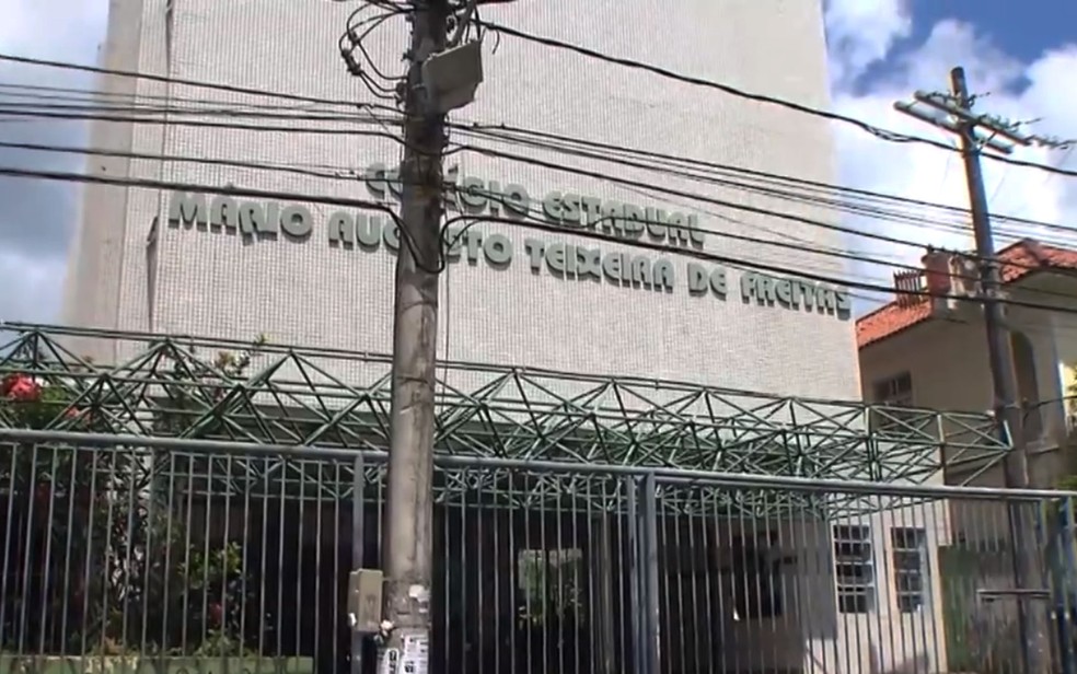 Governo da Bahia prorroga decreto que proíbe aulas — Foto: Reprodução/TV Bahia