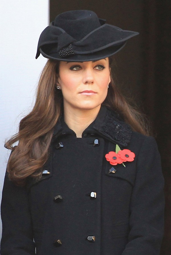 Kate Middleton usou preto em um evento póstumo (Foto: Getty Images)