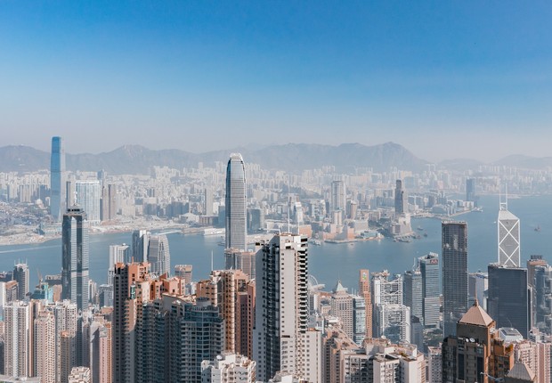 Hong Kong foi considerada a cidade mais cara para profissionais estrangeiros (Foto: Unsplash)