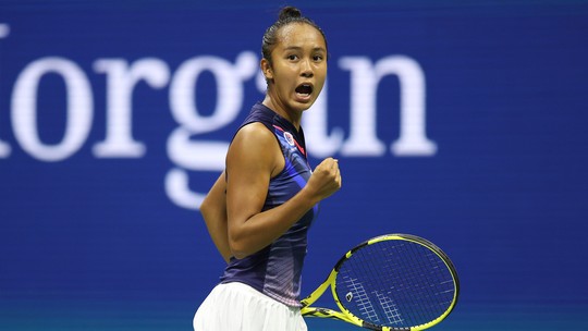 Stefani quebra escrita de 53 anos e busca inspira&ccedil;&atilde;o em Maria Esther Bueno  no US Open | t&ecirc;nis | ge